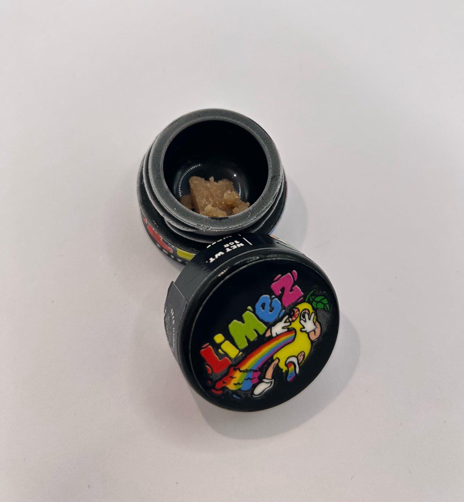 Hassans x Dochazed LimeZ Hassans x Dochazed LimeZ